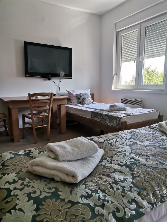Apartmani - Vila Kovilje Banja Koviljača Kültér fotó